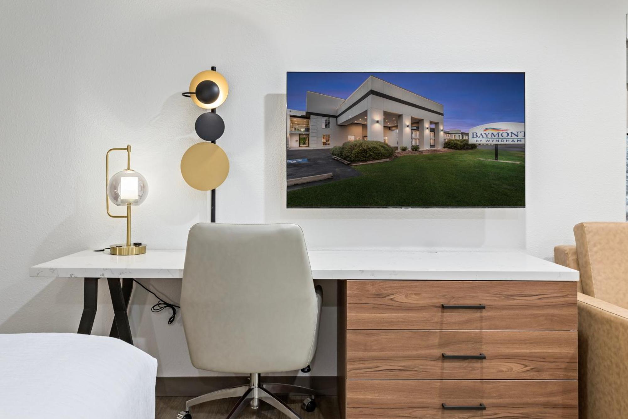 Baymont By Wyndham Beaumont Hotell Eksteriør bilde