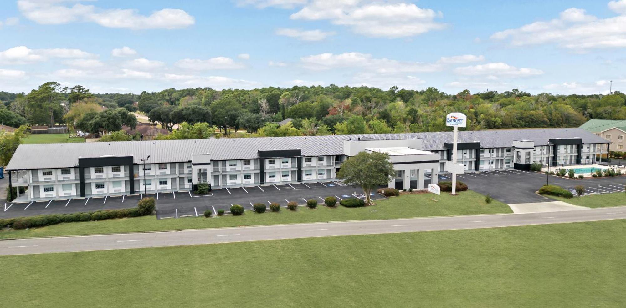 Baymont By Wyndham Beaumont Hotell Eksteriør bilde
